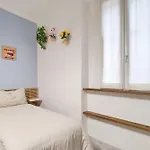 Апартаменти *l'angolo Del Giramondo* *