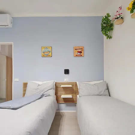 *l'angolo Del Giramondo* Апартаменты Бергамо