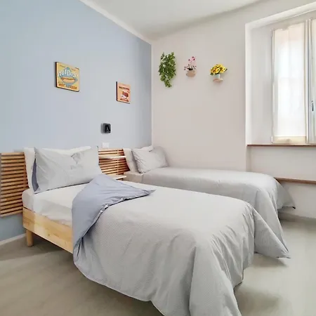 *l'angolo Del Giramondo* *